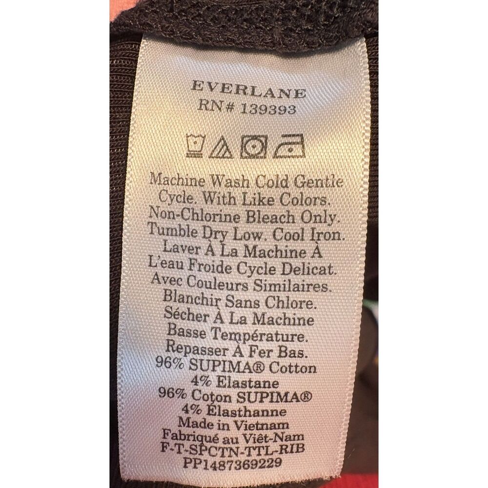 Everlane Luxe Rib Turtleneck in Black - Picture 4 of 5